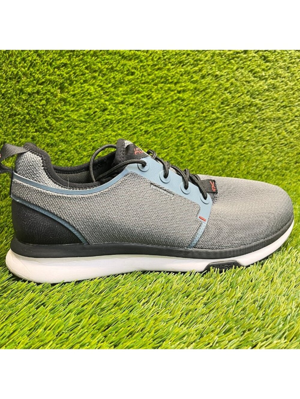 Kuru Atom Mens Size 13 Gray Black Athletic Running Waterproof Shoes Sneakers